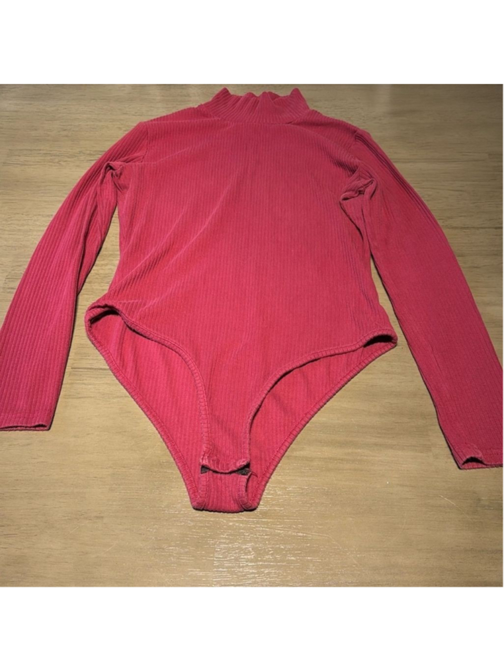 Ladies Red Large Long Sleeved Turtleneck Ribbed Body Suit with 3 Clasps